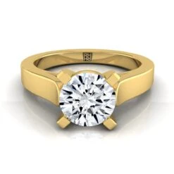 18K Yellow Gold Round BrilliantCathedral Style Solitaire Engagement Ring